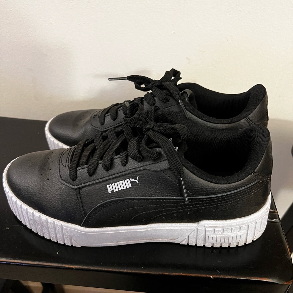 Puma Sneakers